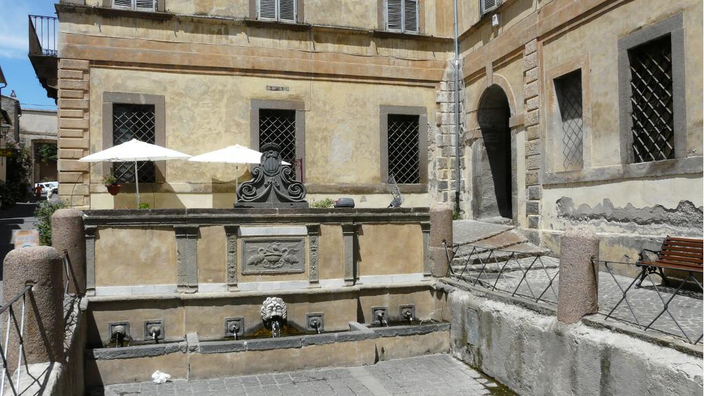 Brunnen an der Piazza San Rocco